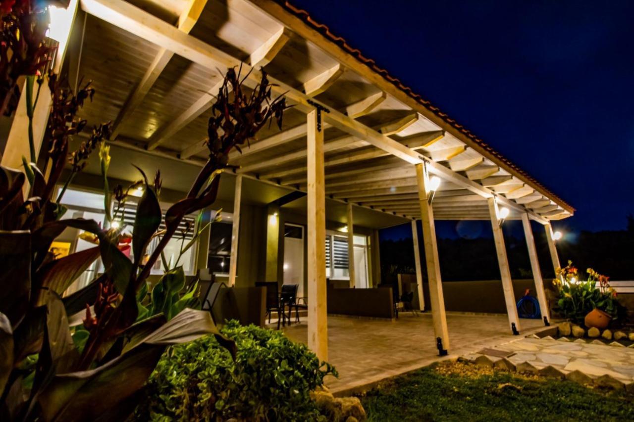 Vickyvillas Neos Marmaras Exterior photo